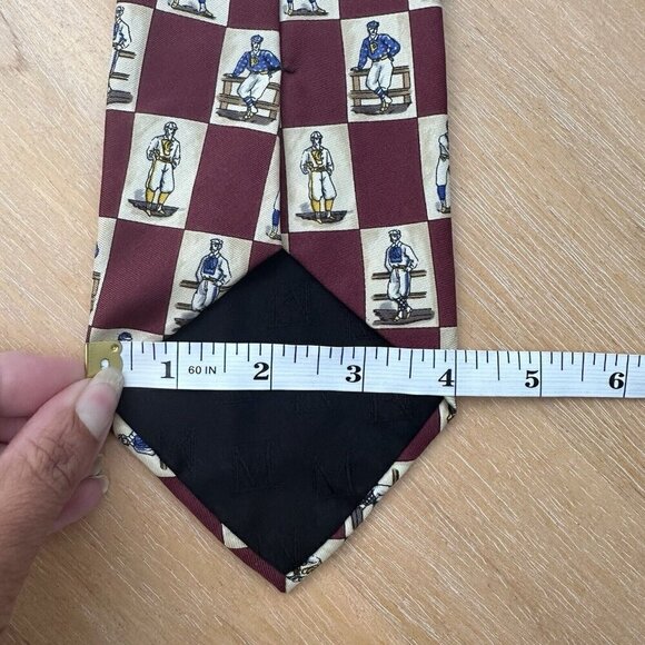 The Metropolitan Museum of Art Tie Silk Red White Checkered Sportsman Design - Picture 7 of 10